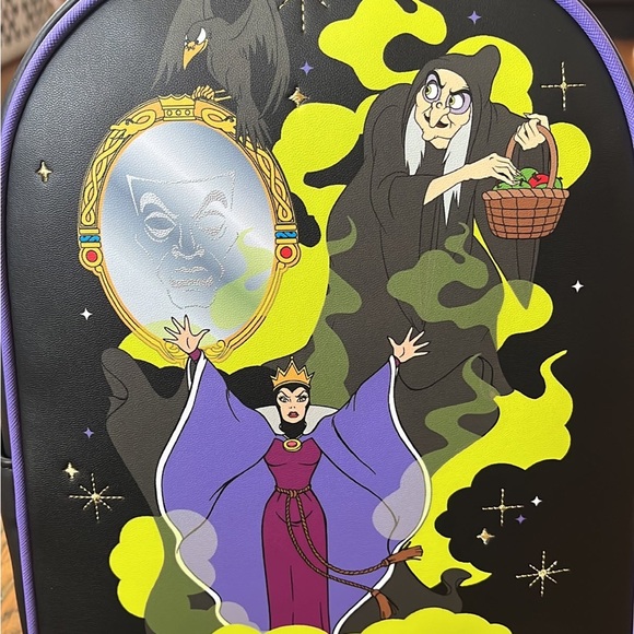 Disney loungefly villains Snow White evil queen mini backpack - Picture 5 of 5